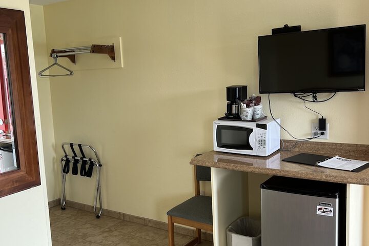 Room 269 of 443