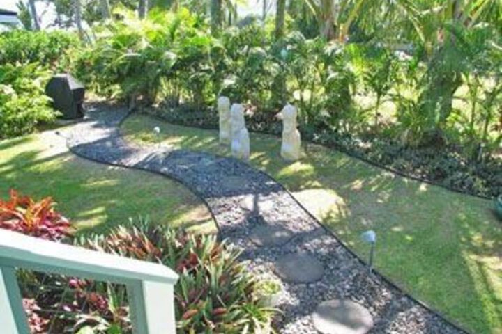 Hana Oceanfront Cottages