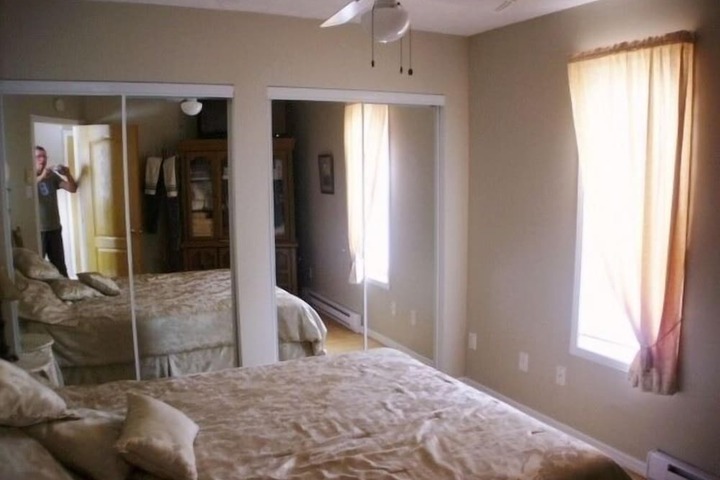 Room 10 of 37