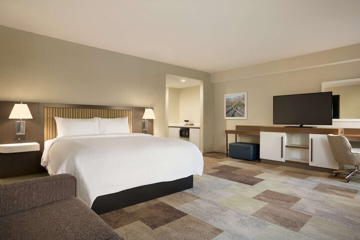 Room 15 of 29