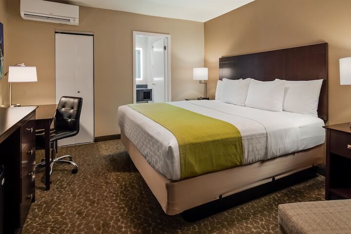Room 15 of 27