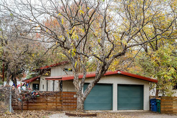 Lake LBJ Waterfront Family-friendly Retreat!