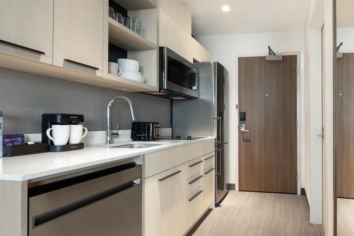 Homewood Suites by Hilton Surrey