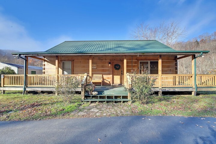 Secluded Retreat: Bbq Lawn Games, & Fire Pit!