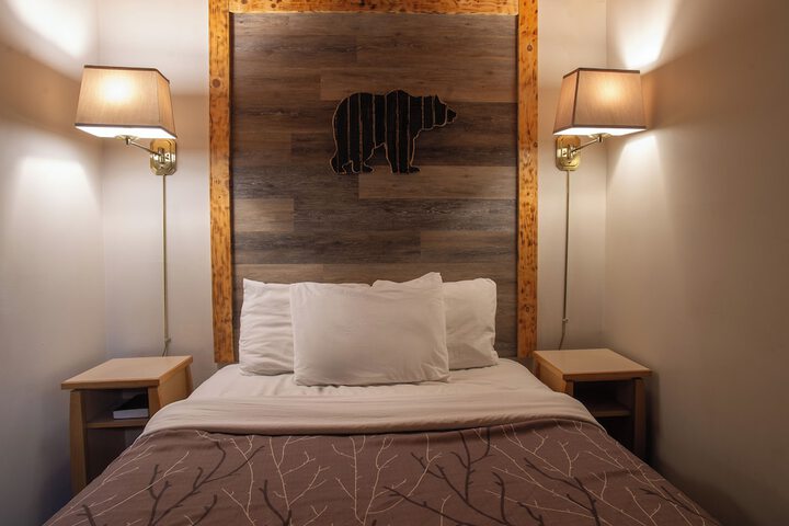 EasyStay Inn & Suites Fernie