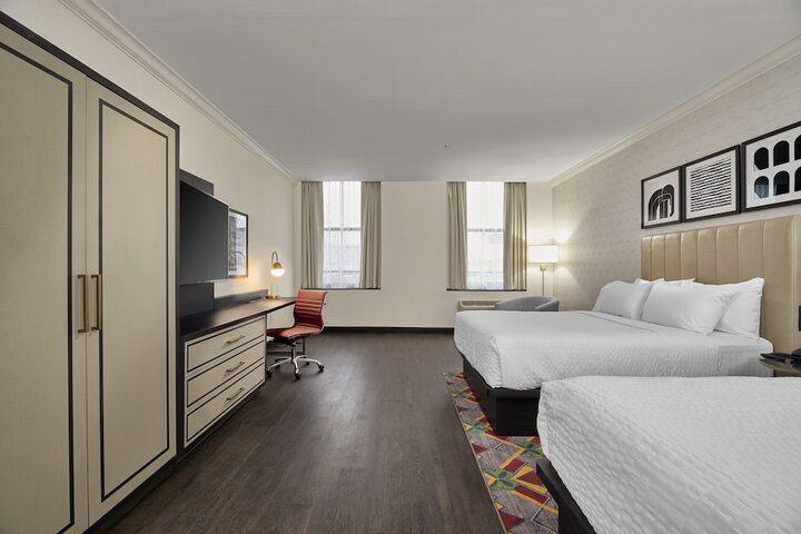 Room 26 of 43