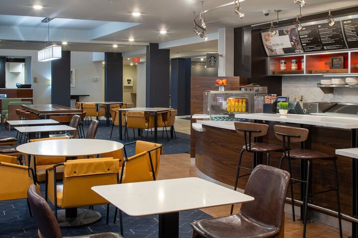 Courtyard by Marriott Decatur