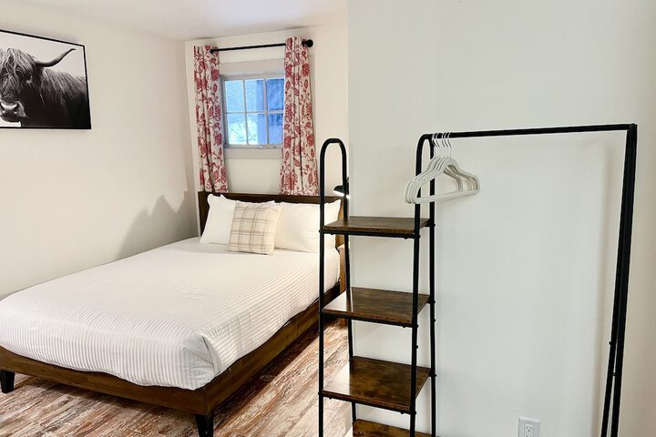 Room 48 of 70