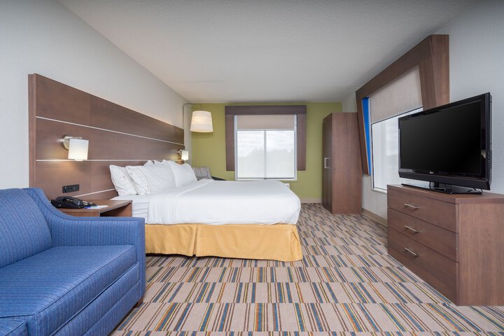 Room 19 of 48