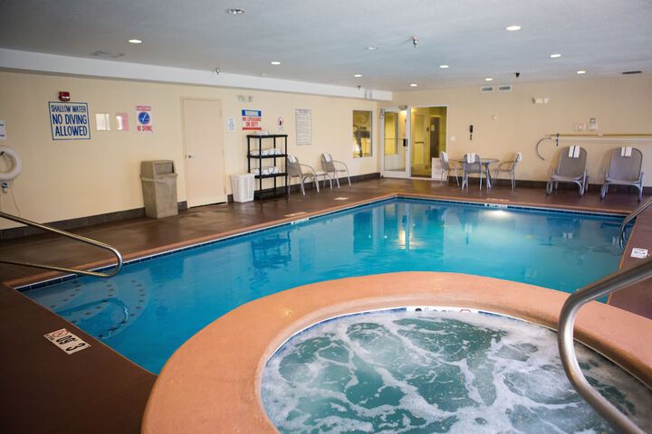 Pool 14 of 90