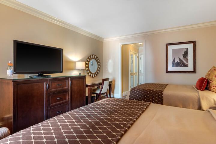Omni William Penn Hotel