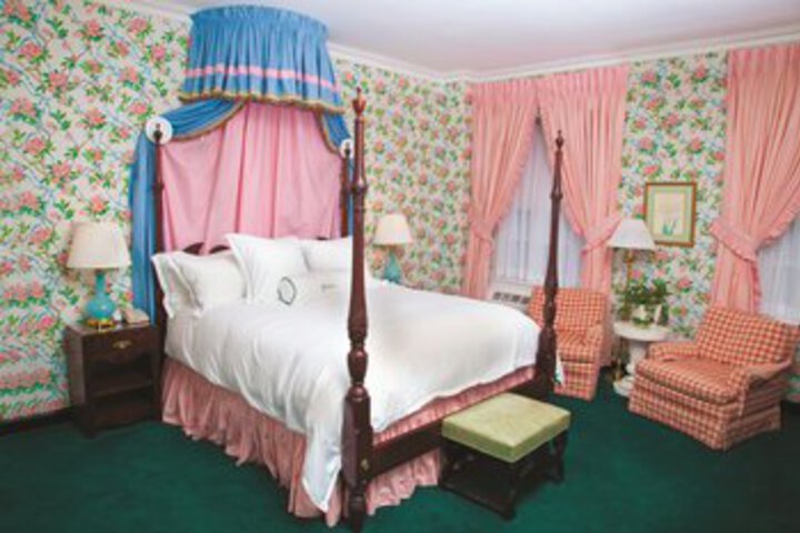 Room 143 of 200