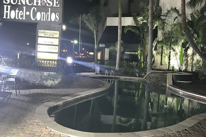 Sunchase Inn & Suites
