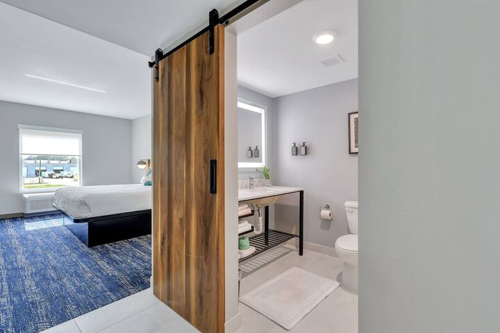 Room 19 of 37