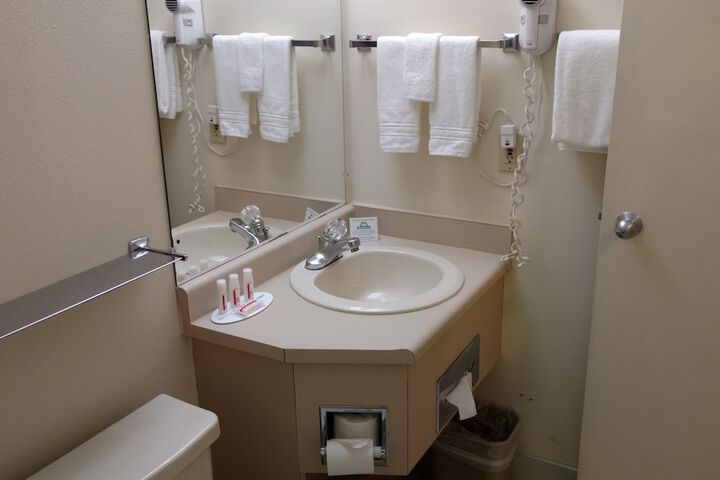 Days Inn by Wyndham Ashland
