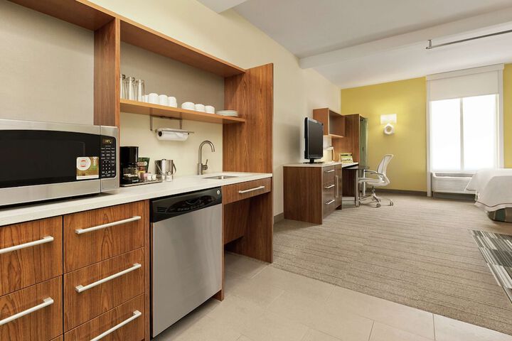 Room 20 of 28
