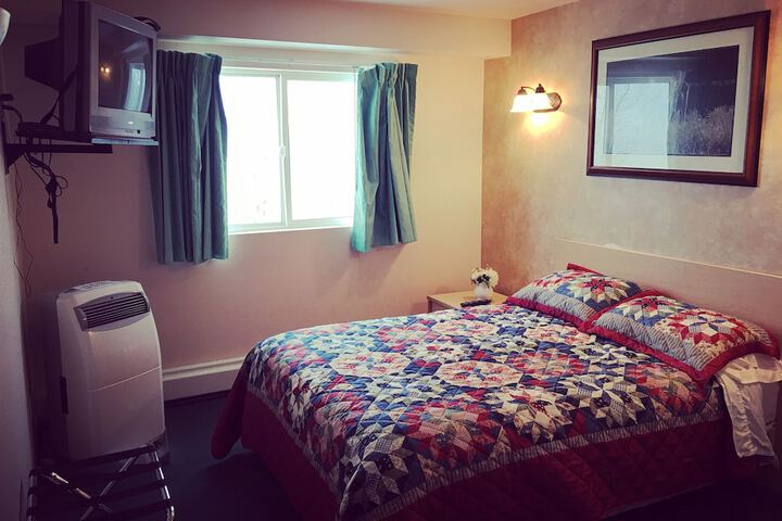 Room 11 of 43