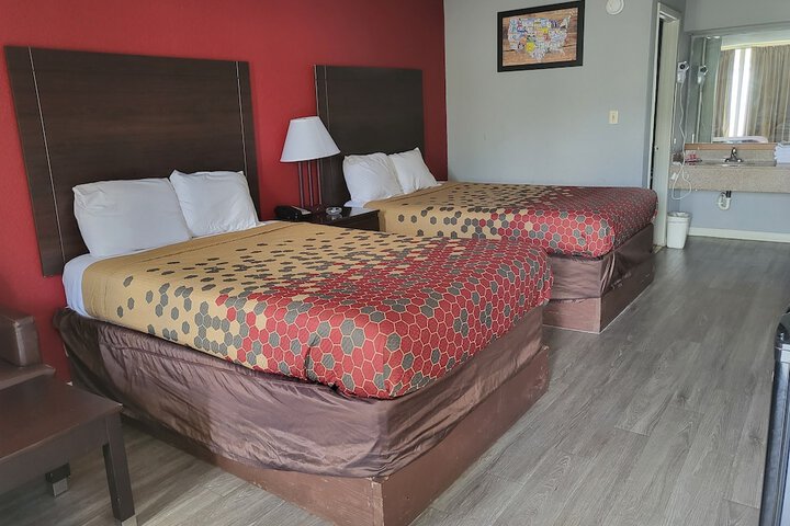Room 46 of 69