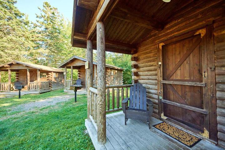 Narrows Too Camping Resort Cabin 6