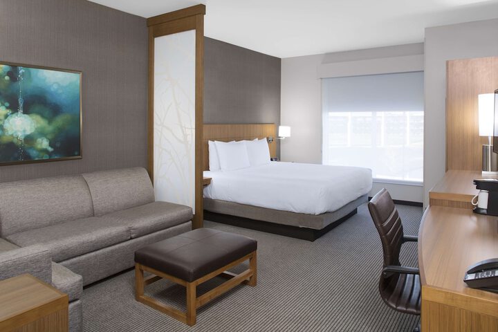 Room 15 of 34