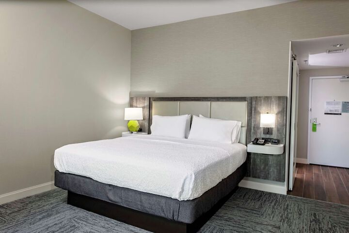 Hampton Inn Cranbury