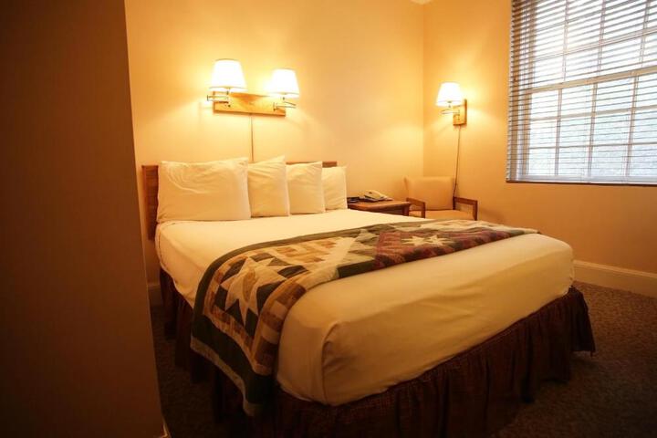Canyon Inn