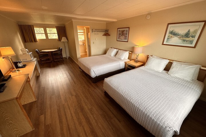 Room 40 of 181
