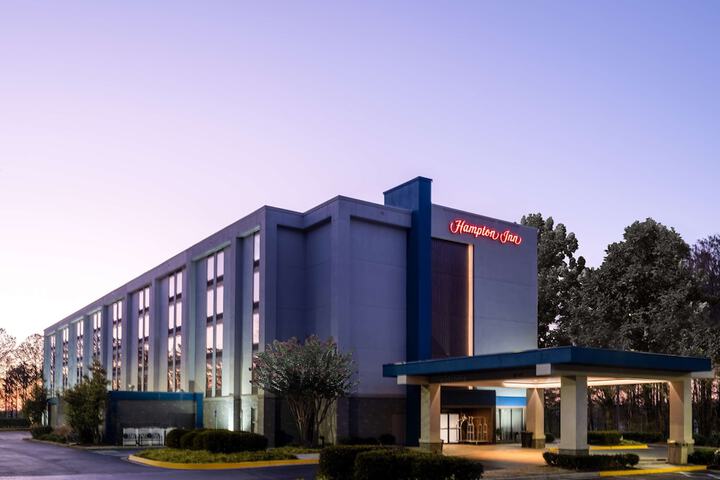 Hotel 2 of 27