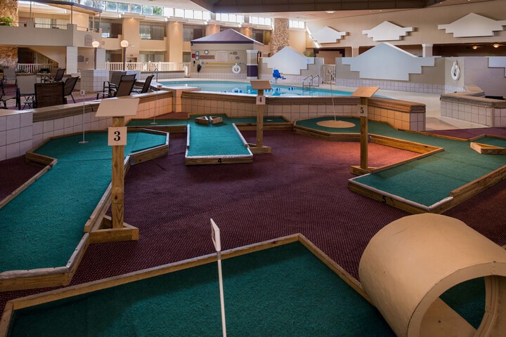 Ramada by Wyndham Midtown Grand Island