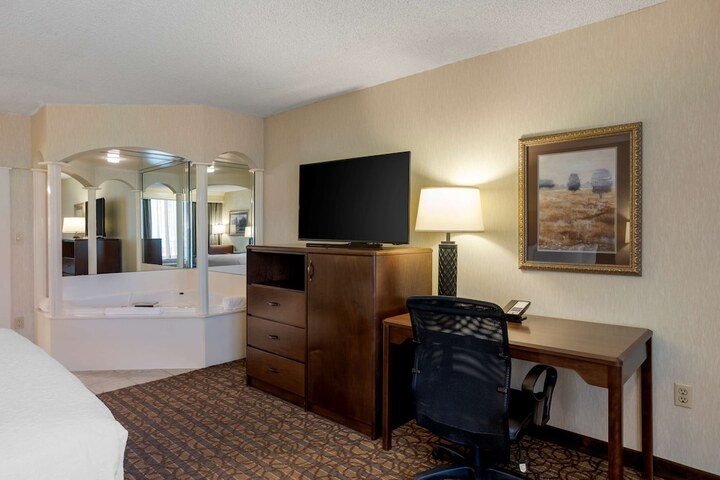 Room 9 of 45