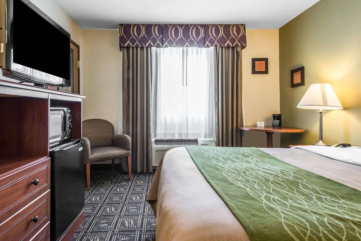 Comfort Inn Weirton - Steubenville