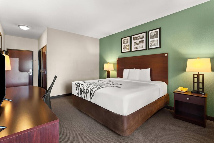 Sleep Inn & Suites Bush Intercontinental - IAH East