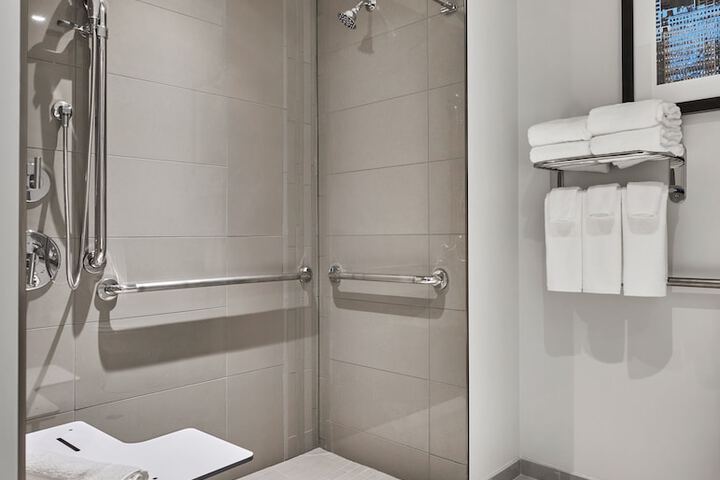 Hyatt House The Woodlands / Shenandoah