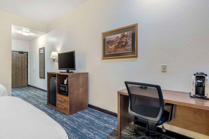 Room 42 of 58