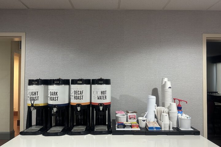 Breakfast/Coffee Service 39 of 42