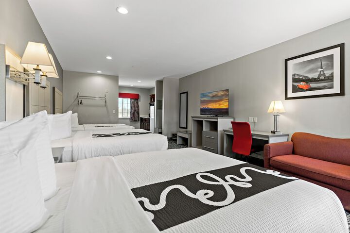 Room 35 of 51