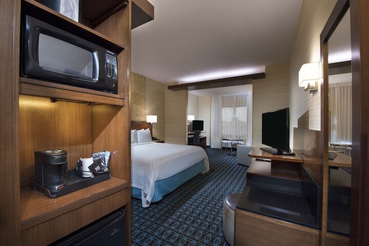 Room 19 of 40