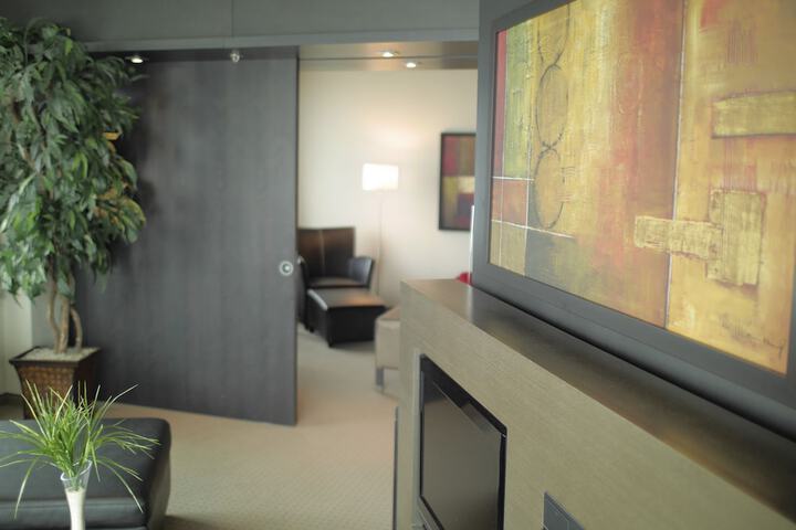 Room 64 of 81