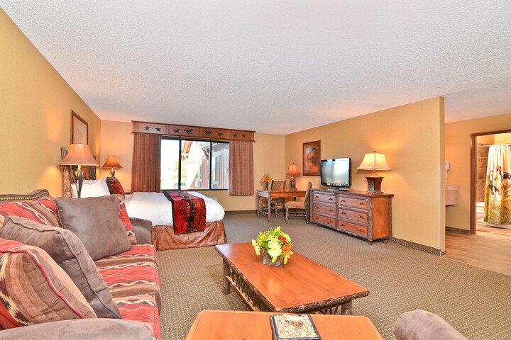 Room 15 of 61