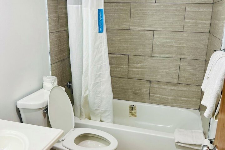 Travelodge by Wyndham Gallipolis