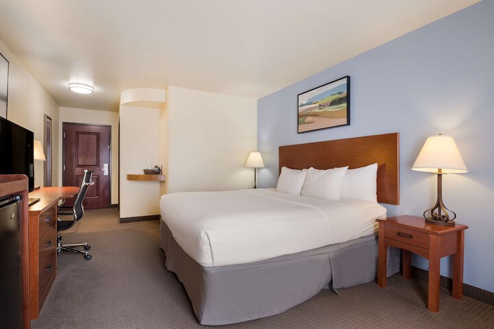 Room 6 of 31