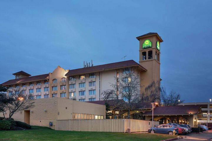 Hotel 2 of 28