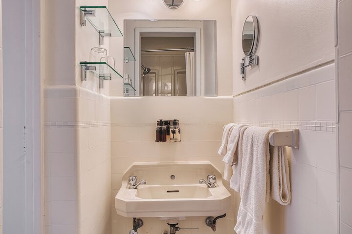 The Windsor Hotel by Hoco Hotels Collection