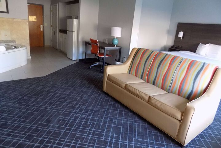 Room 47 of 62