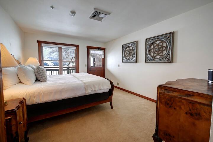 Room 55 of 87