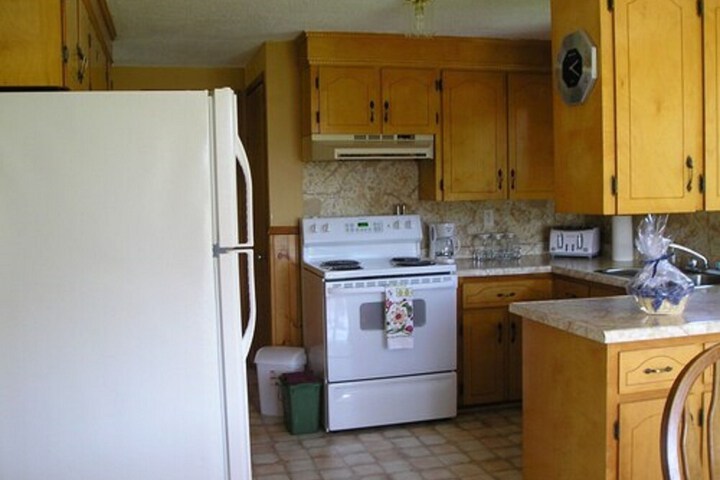 Gullivers Cove Oceanview Cottages