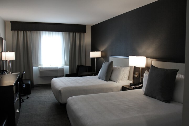 Room 62 of 75