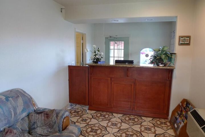 Budget inn