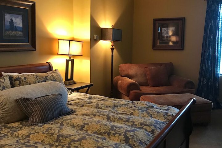 Room 7 of 10