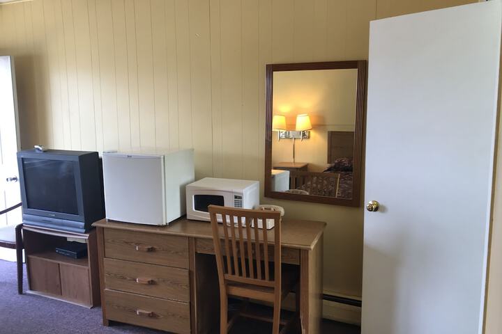 Room 14 of 22